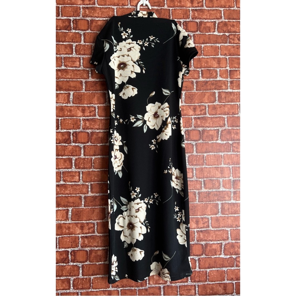 Shein Mock-Neck Floral Print Bodycon Dress - Picture 6 of 9